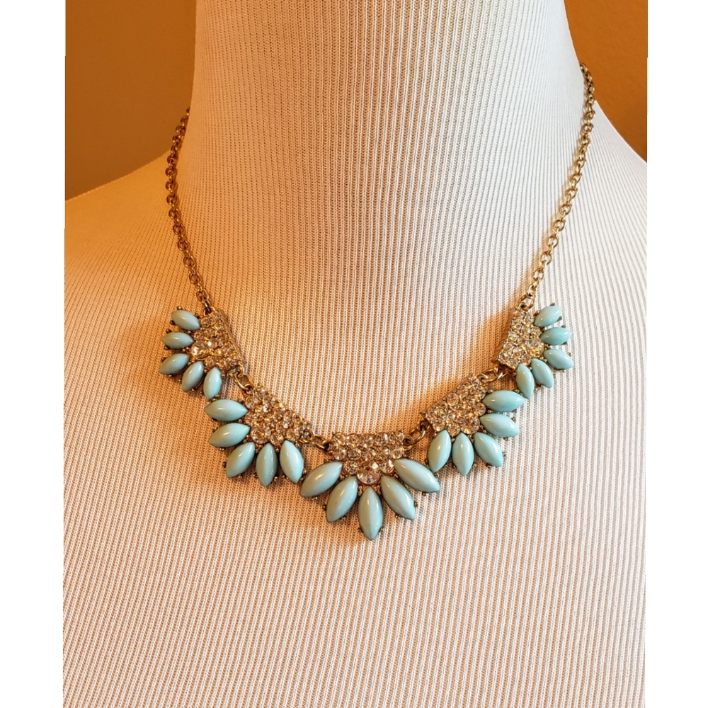 NECKLACE Women's Gold Color/Light Blue